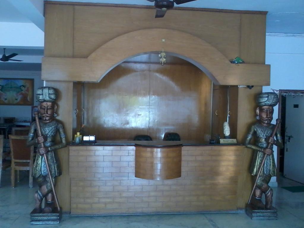 Hotel Sambodhi Бхопал Экстерьер фото